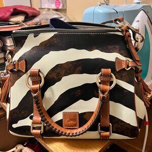 DOONEY & BOURKE PURSE